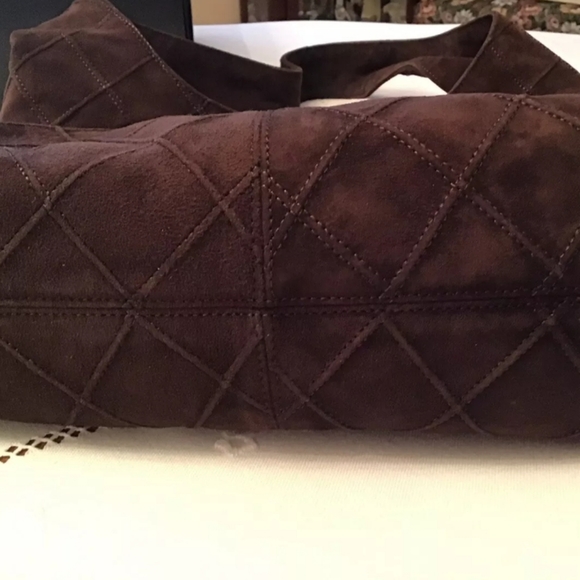 CHANEL Suede Hobo Tote - Picture 5 of 8